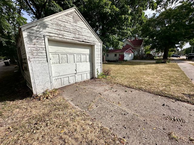 1201 2nd Avenue, Sterling, IL 61081