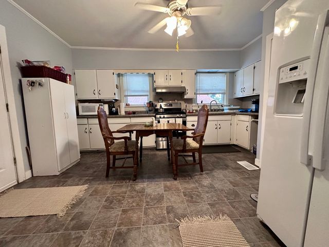 1201 2nd Avenue, Sterling, IL 61081