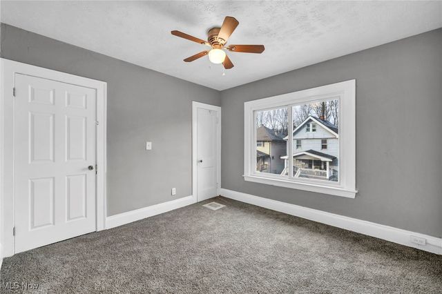 1505 E 133rd Street, East Cleveland, OH 44112