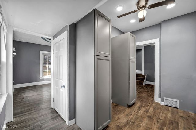 1505 E 133rd Street, East Cleveland, OH 44112