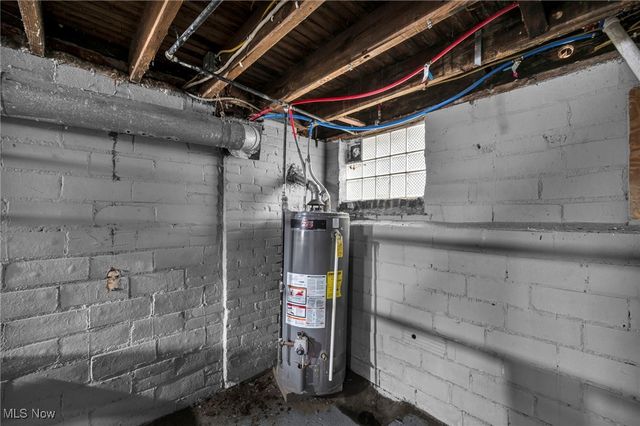 1505 E 133rd Street, East Cleveland, OH 44112