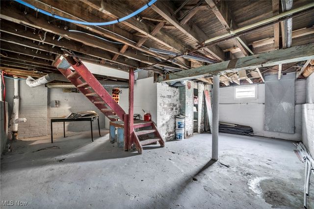 1505 E 133rd Street, East Cleveland, OH 44112