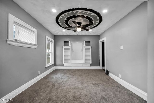 1505 E 133rd Street, East Cleveland, OH 44112