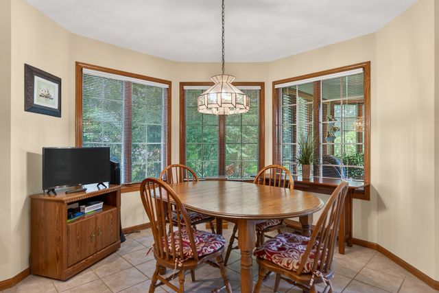 3347 VALLEY WOODS Drive, Cherry Valley, IL 61016