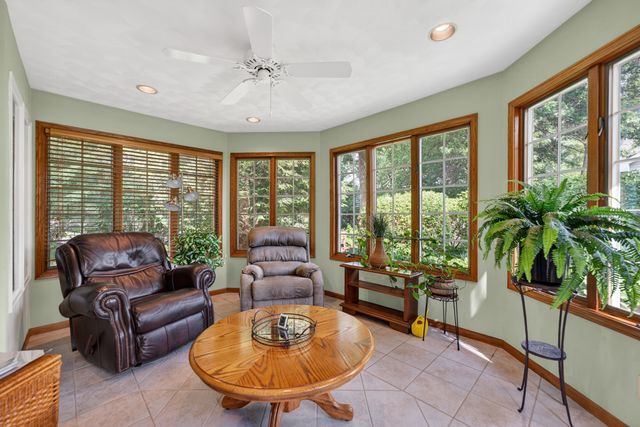 3347 VALLEY WOODS Drive, Cherry Valley, IL 61016