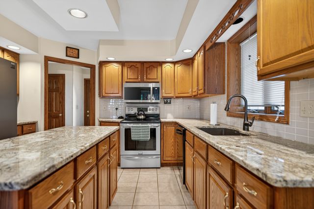 3347 VALLEY WOODS Drive, Cherry Valley, IL 61016