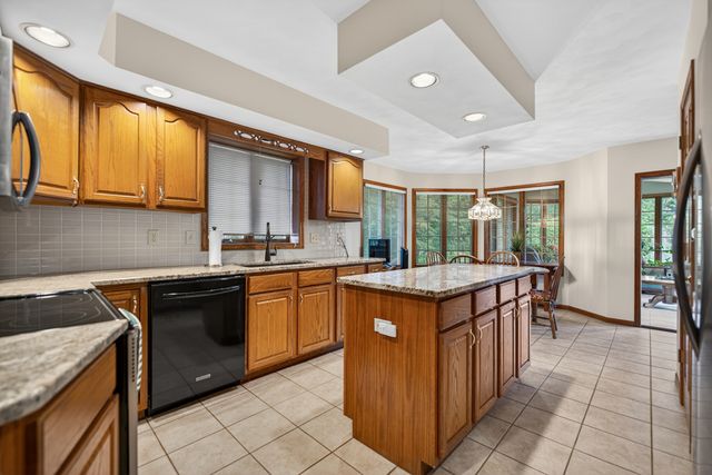 3347 VALLEY WOODS Drive, Cherry Valley, IL 61016