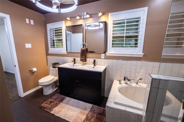 10872 Caprock Circle, Dallas, TX 75218