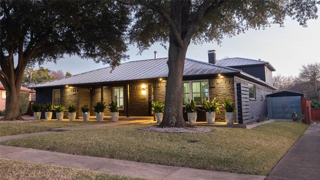 10872 Caprock Circle, Dallas, TX 75218