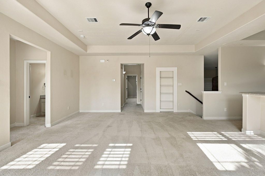 Image 31 of property listing at 7 Placido Way Court, Missouri City, TX 77459
