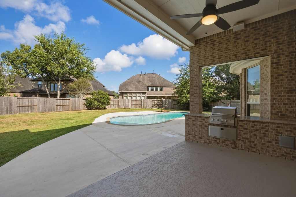 Image 39 of property listing at 7 Placido Way Court, Missouri City, TX 77459
