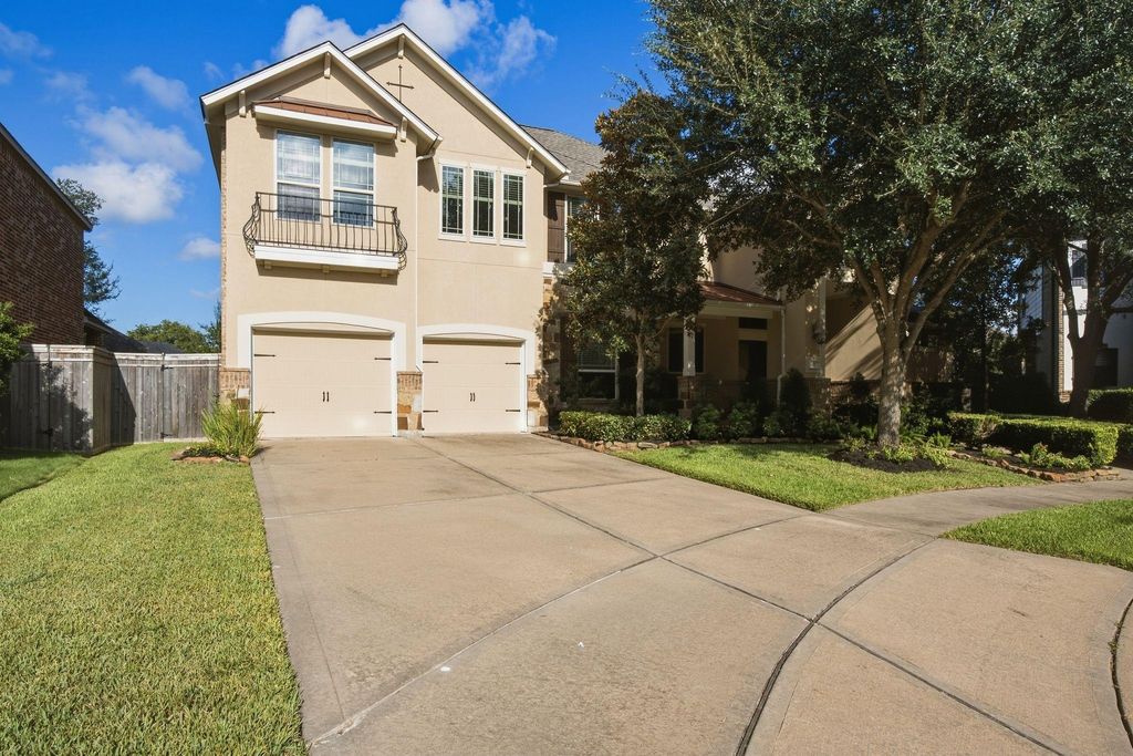 Image 45 of property listing at 7 Placido Way Court, Missouri City, TX 77459