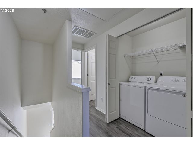 8662 Ne HYDE PARK Ln, Hillsboro, OR 97006