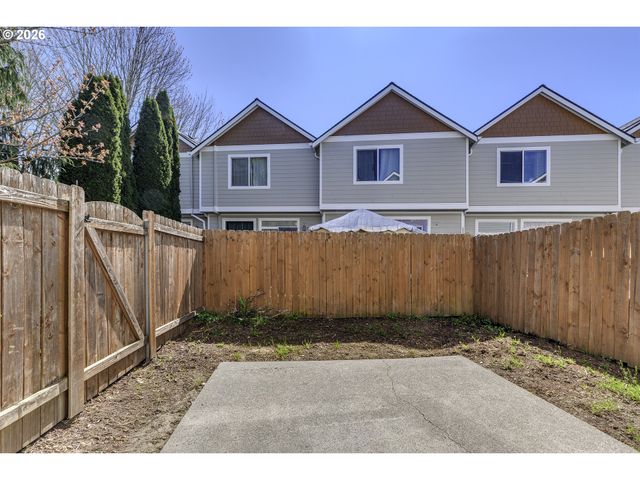 8662 Ne HYDE PARK Ln, Hillsboro, OR 97006