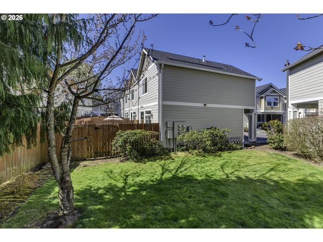 8662 Ne HYDE PARK Ln, Hillsboro, OR 97006