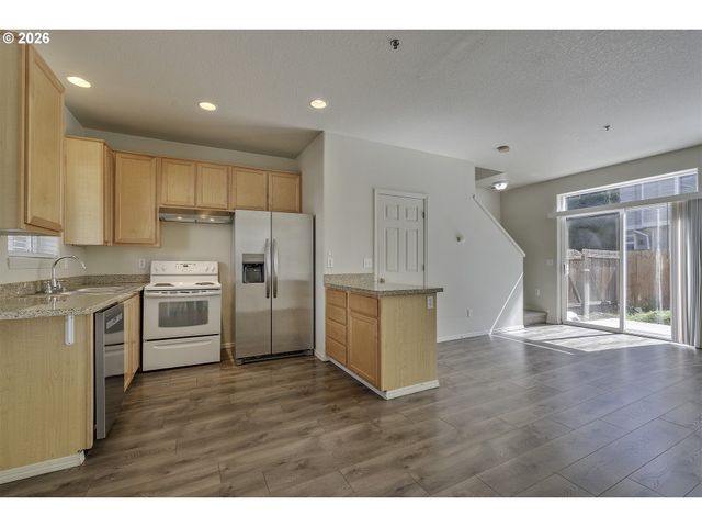 8662 Ne HYDE PARK Ln, Hillsboro, OR 97006