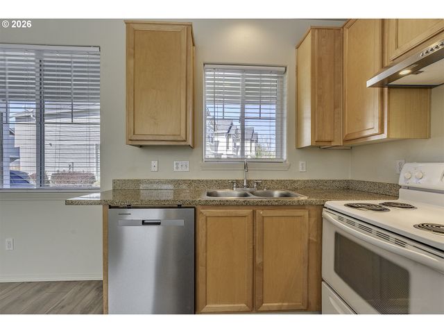 8662 Ne HYDE PARK Ln, Hillsboro, OR 97006