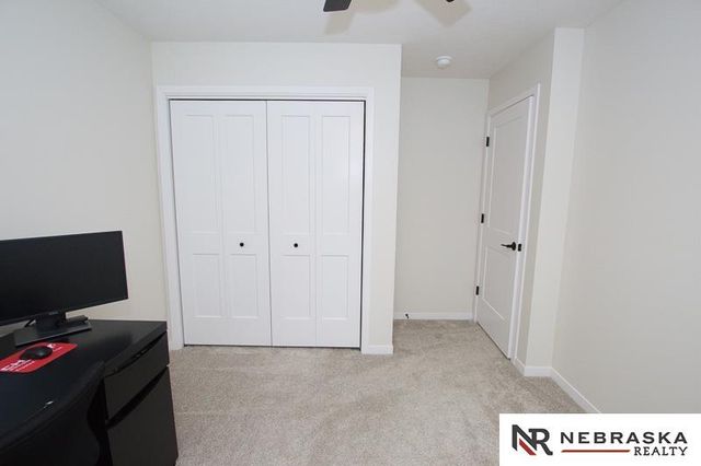 710 W Avondale Court, Lincoln, NE 68523