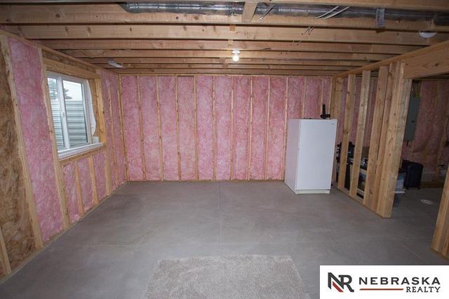 710 W Avondale Court, Lincoln, NE 68523