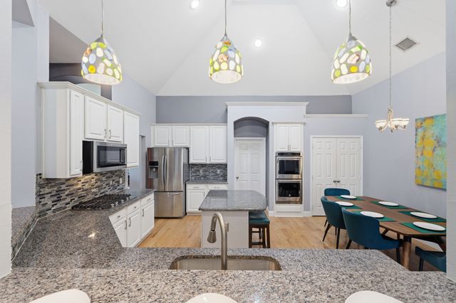 504 Saddleback Lane, Flower Mound, TX 75028