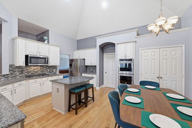 504 Saddleback Lane, Flower Mound, TX 75028