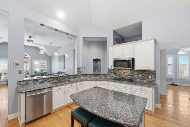 504 Saddleback Lane, Flower Mound, TX 75028