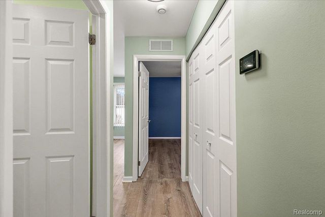 2831 Glenwood Court, Orion Charter Township, MI 48360