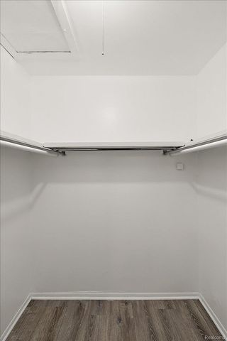 2831 Glenwood Court, Orion Charter Township, MI 48360