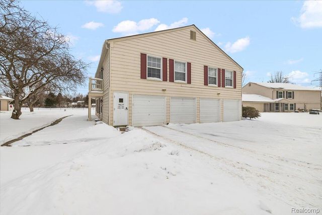 2831 Glenwood Court, Orion Charter Township, MI 48360