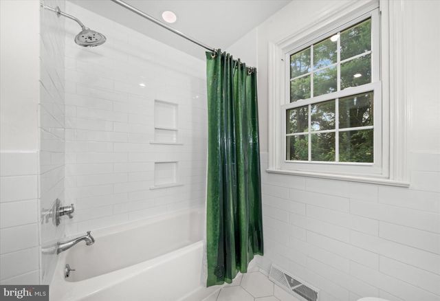 720 MOUNT LEBANON RD, Wilmington, DE 19803