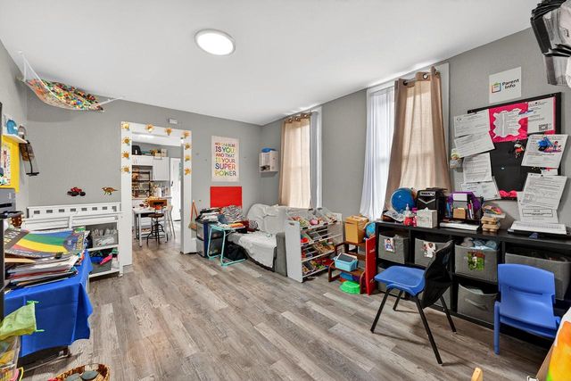 2428 N 6th STREET, Milwaukee, WI 53212