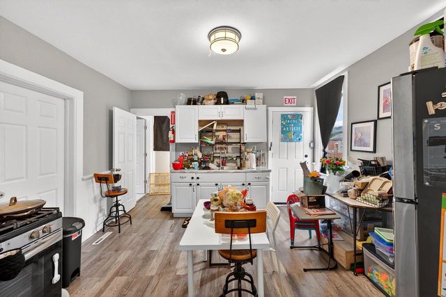 2428 N 6th STREET, Milwaukee, WI 53212