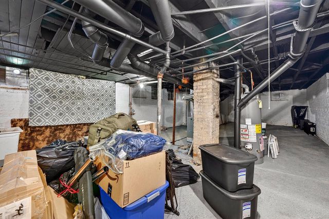 2428 N 6th STREET, Milwaukee, WI 53212