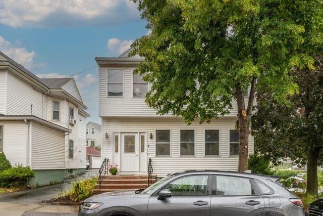 3 Clayton St 3, Watertown, MA 02472