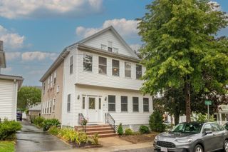 3 Clayton St 3, Watertown, MA 02472