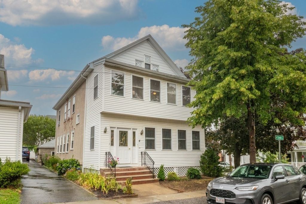 3 Clayton St 3, Watertown, MA 02472
