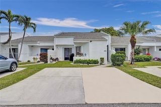 236 Par Dr, Royal Palm Beach, FL 33411