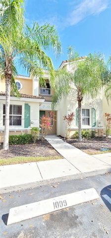 1005 NE 42nd Pl, Homestead, FL 33033