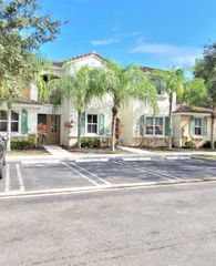 1005 NE 42nd Pl, Homestead, FL 33033