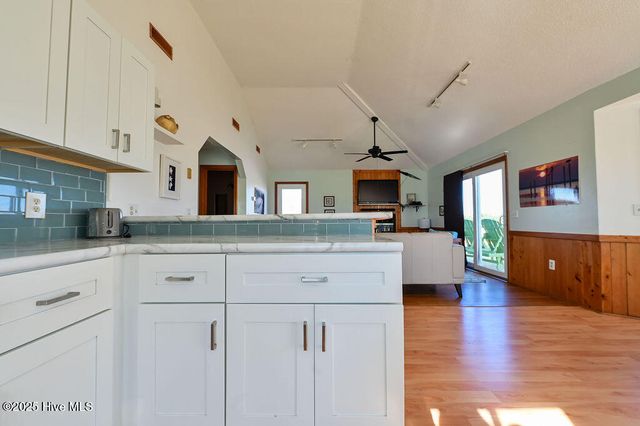 758 Fish Crow Court, Corolla, NC 27927