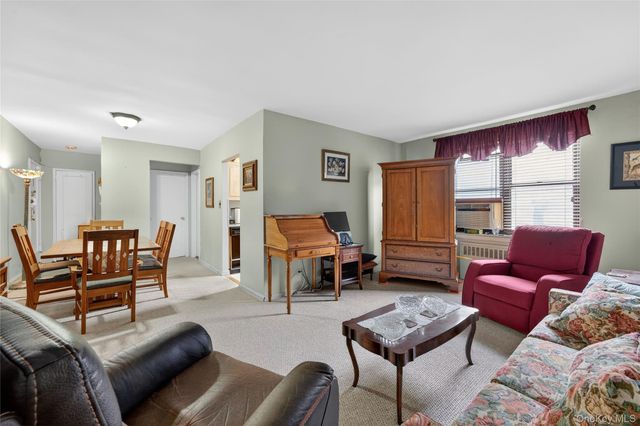 32-25 88th St 407, Jackson Heights, NY 11369