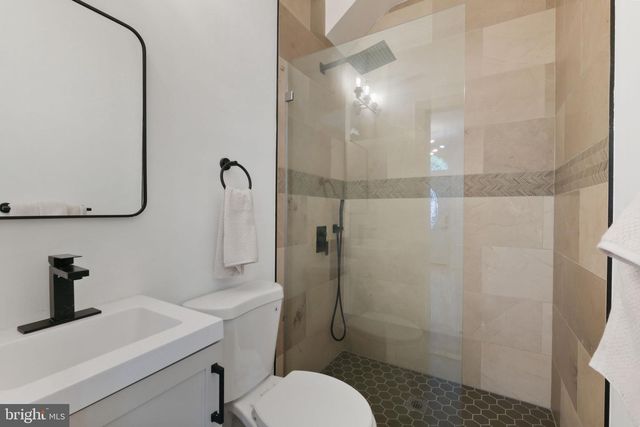 3521 16TH ST NW, Washington, DC 20010