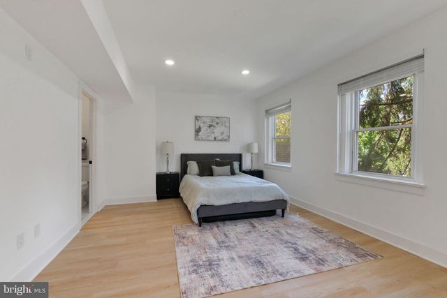 3521 16TH ST NW, Washington, DC 20010