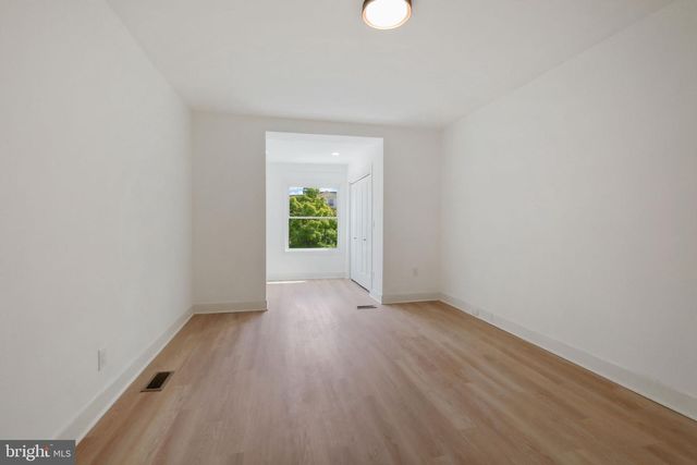 3521 16TH ST NW, Washington, DC 20010