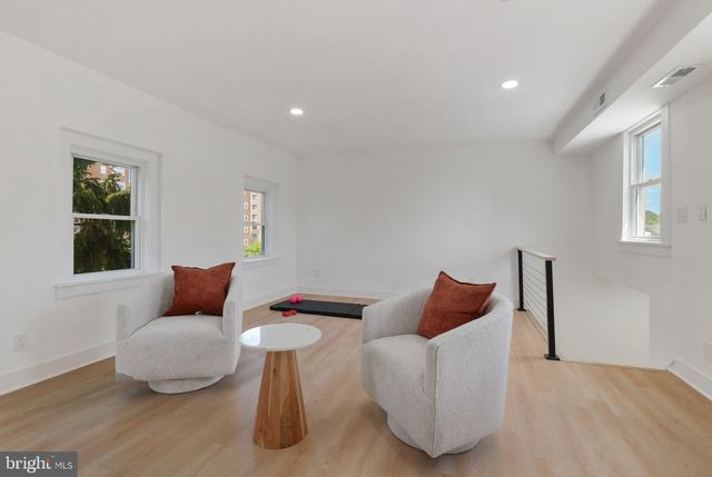 3521 16TH ST NW, Washington, DC 20010