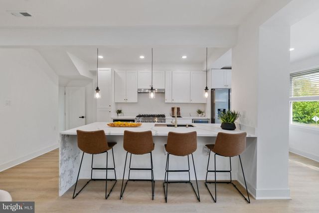 3521 16TH ST NW, Washington, DC 20010