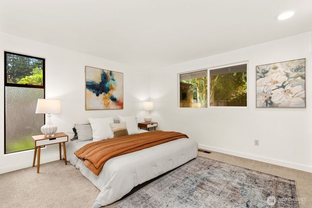 16310 Fremont Place N, Shoreline, WA 98133
