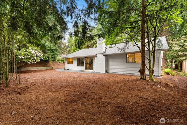 16310 Fremont Place N, Shoreline, WA 98133