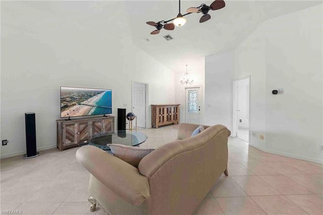 28910 Winthrop CIR, Bonita Springs, FL 34134