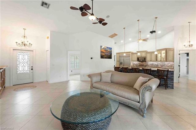 28910 Winthrop CIR, Bonita Springs, FL 34134
